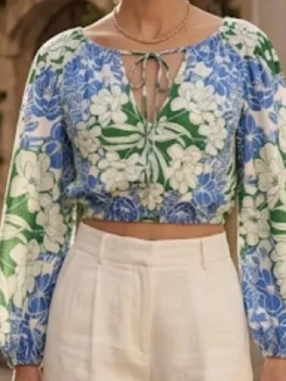 Gianni Bini Blue & Green Floral Tie-Front Crop Top